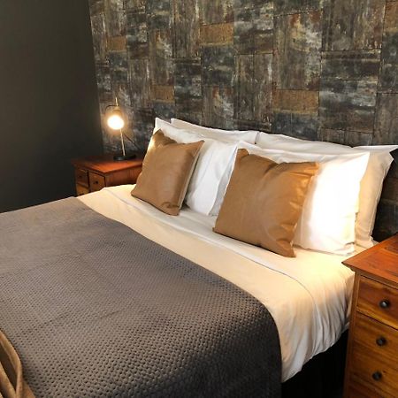 Amande Bed And Breakfast Mclaren Vale Bagian luar foto