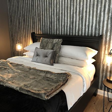 Amande Bed And Breakfast Mclaren Vale Bagian luar foto